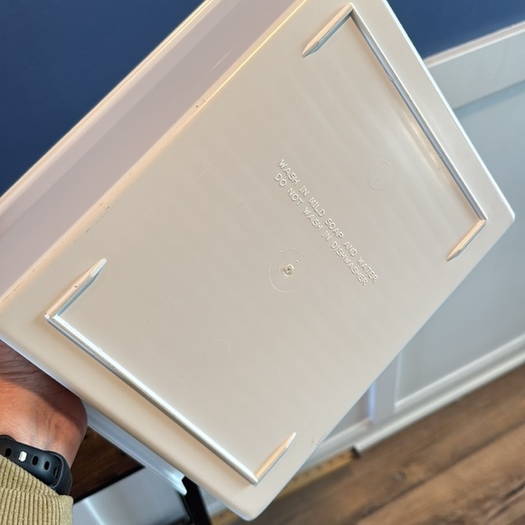 Frigidaire Refrigerator replacement Ice Maker Bucket Cube Tray (12x9, 5" deep) - Picture 7 of 14